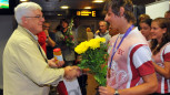 Foto: Mājās atgriezušies mūsu pirmie Jaunatnes  olimpieši